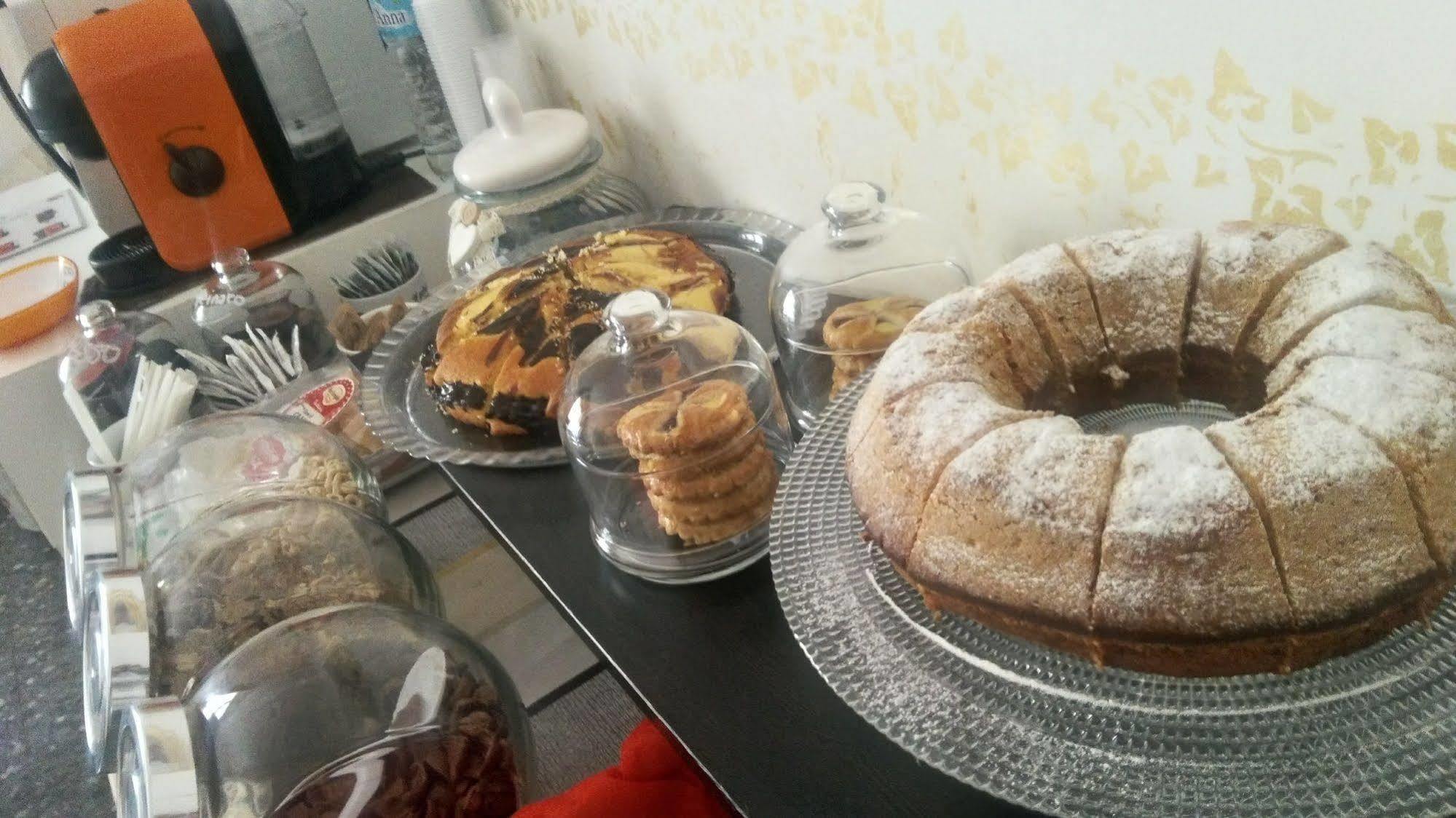 Eritrea 80 Bed and breakfast Roma